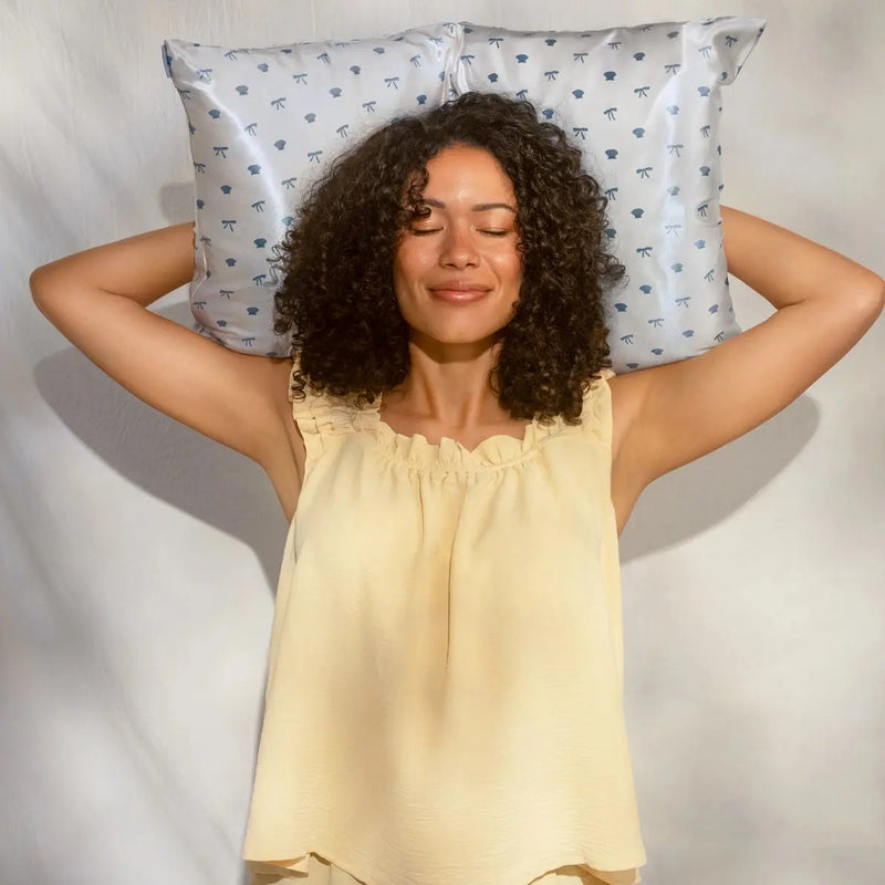 Kitsch Standard Satin Pillowcase Pearlized Cream & Coastal Blue