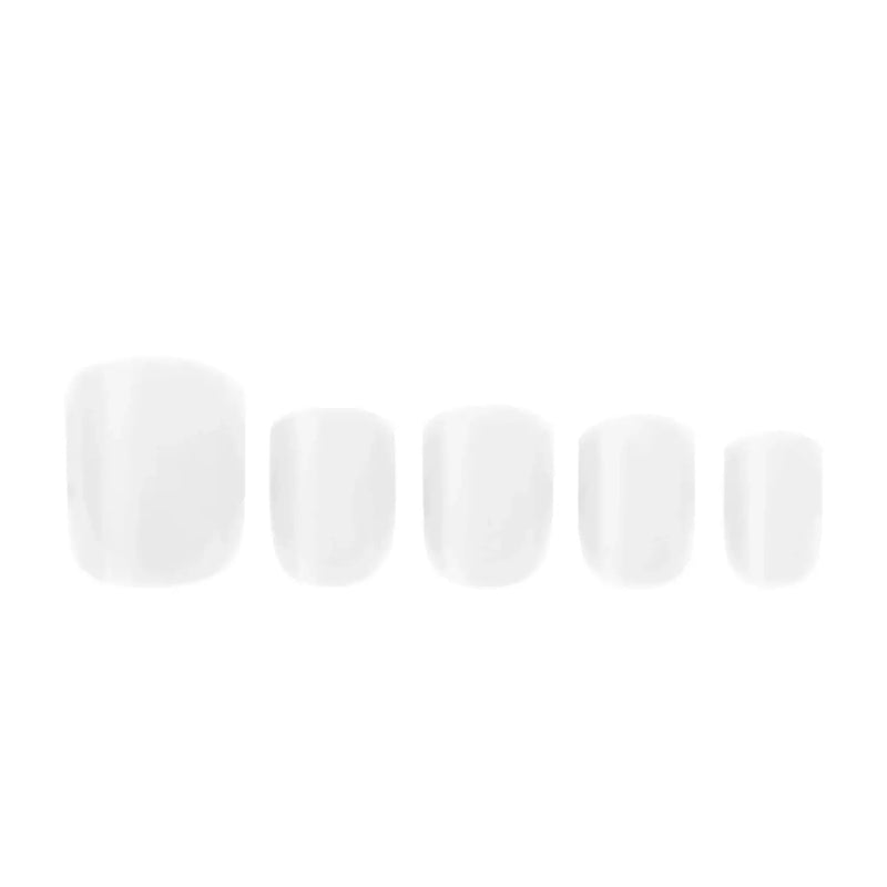 W7 Cosmetics Glamorous Press-On Nails White Lily